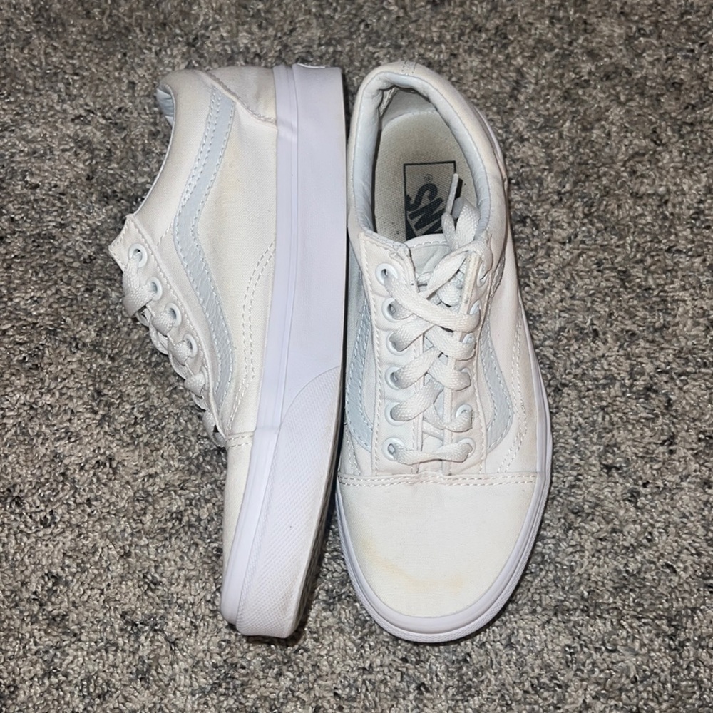 All White Vans Sneakers